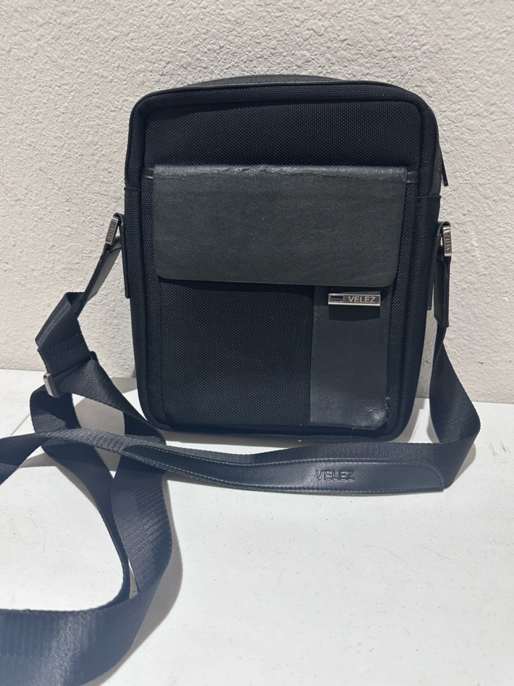 Velez men’s messenger crossbody bag black nylon and leather